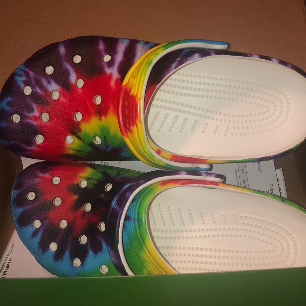 Crocs - Picture 6 of 7